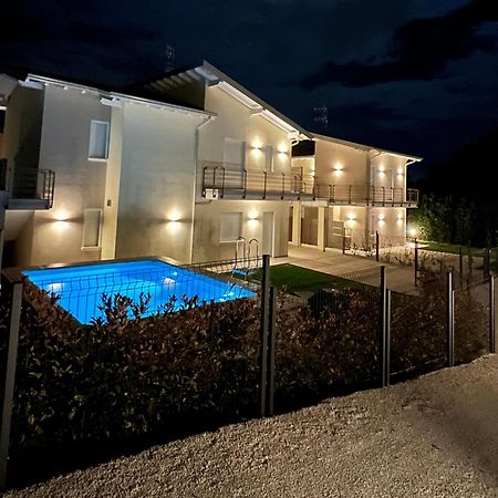 Luxury Villas Gardenia With Private Pool Padenghe sul Garda Esterno foto