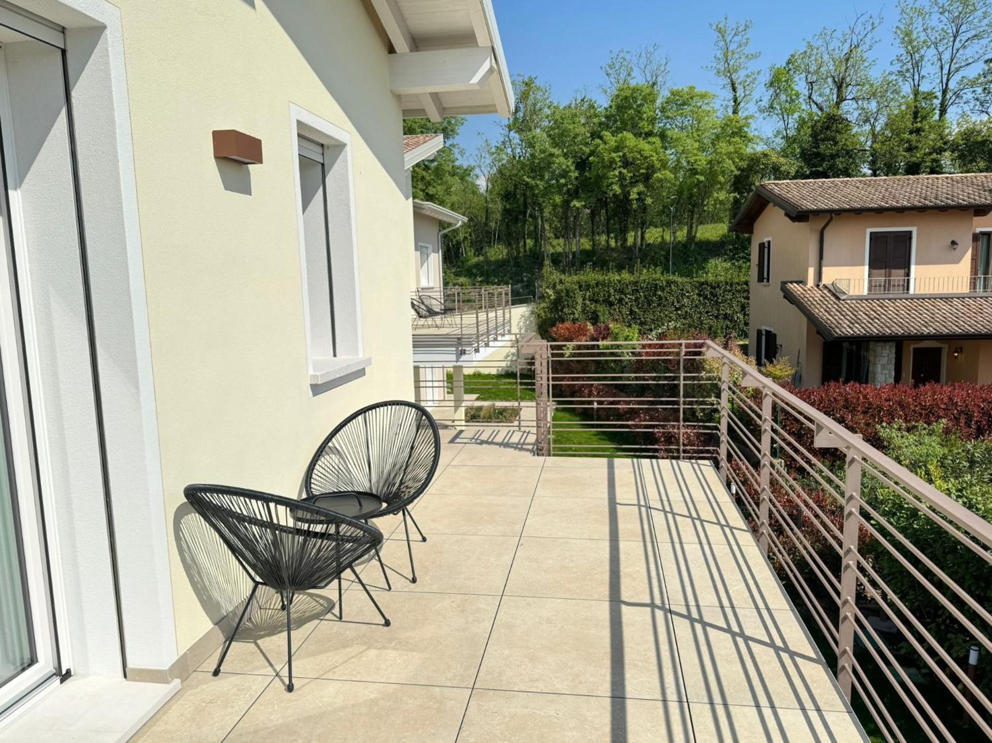 Luxury Villas Gardenia With Private Pool Padenghe sul Garda Esterno foto